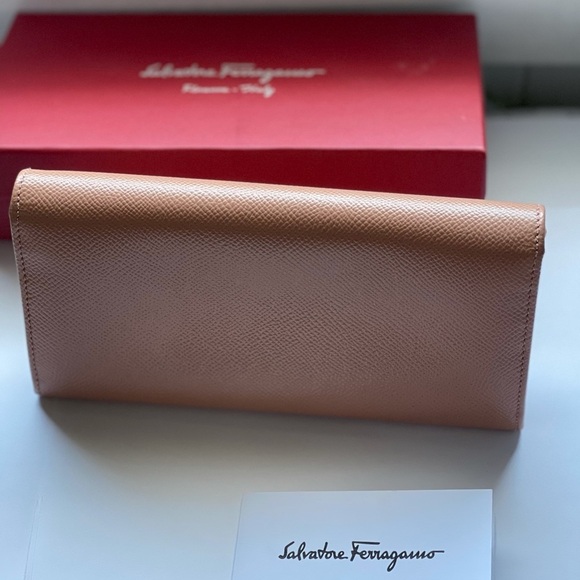 Salvatore Ferragamo Icona Continental Wallet - Picture 9 of 13